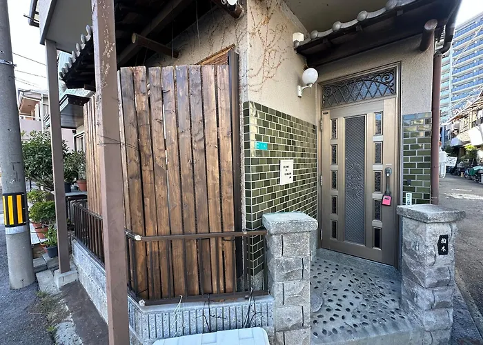 4 Minute Walk From The Station,Usj33Min Kix48Min Namba10Min, Convenience Store, Coin Laundry, Public Bath, All 1 Minute Walk Kitakagaya Inn Osaka , 6 Ppl, Near Namba To 10Min,駅近徒歩4分一軒家貸切北加賀屋駅からなんば駅まで10分