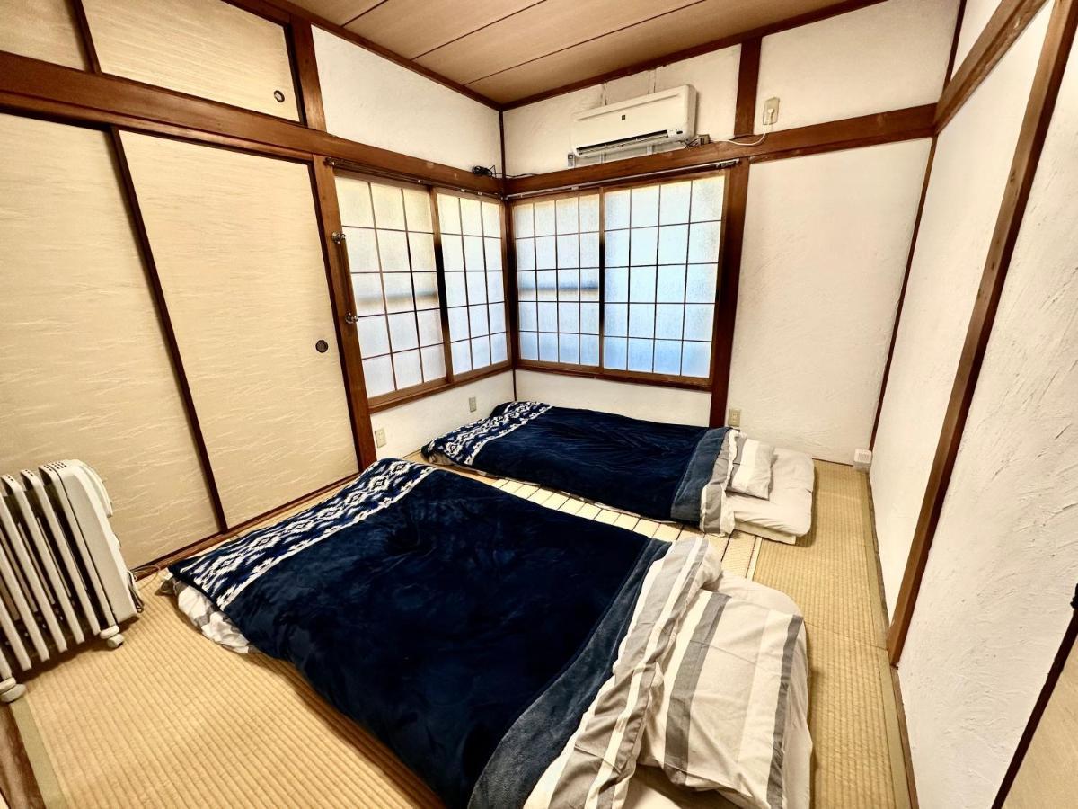 4 Minute Walk From The Station,usj33min Kix48min Namba10min, Convenience Store, Coin Laundry, Public Bath, 1 Minute Walk Kitakagaya , 6 Ppl, Near Namba To 10min,駅近徒歩4分一軒家貸切北加賀屋駅からなんば駅まで10分 * Osaka